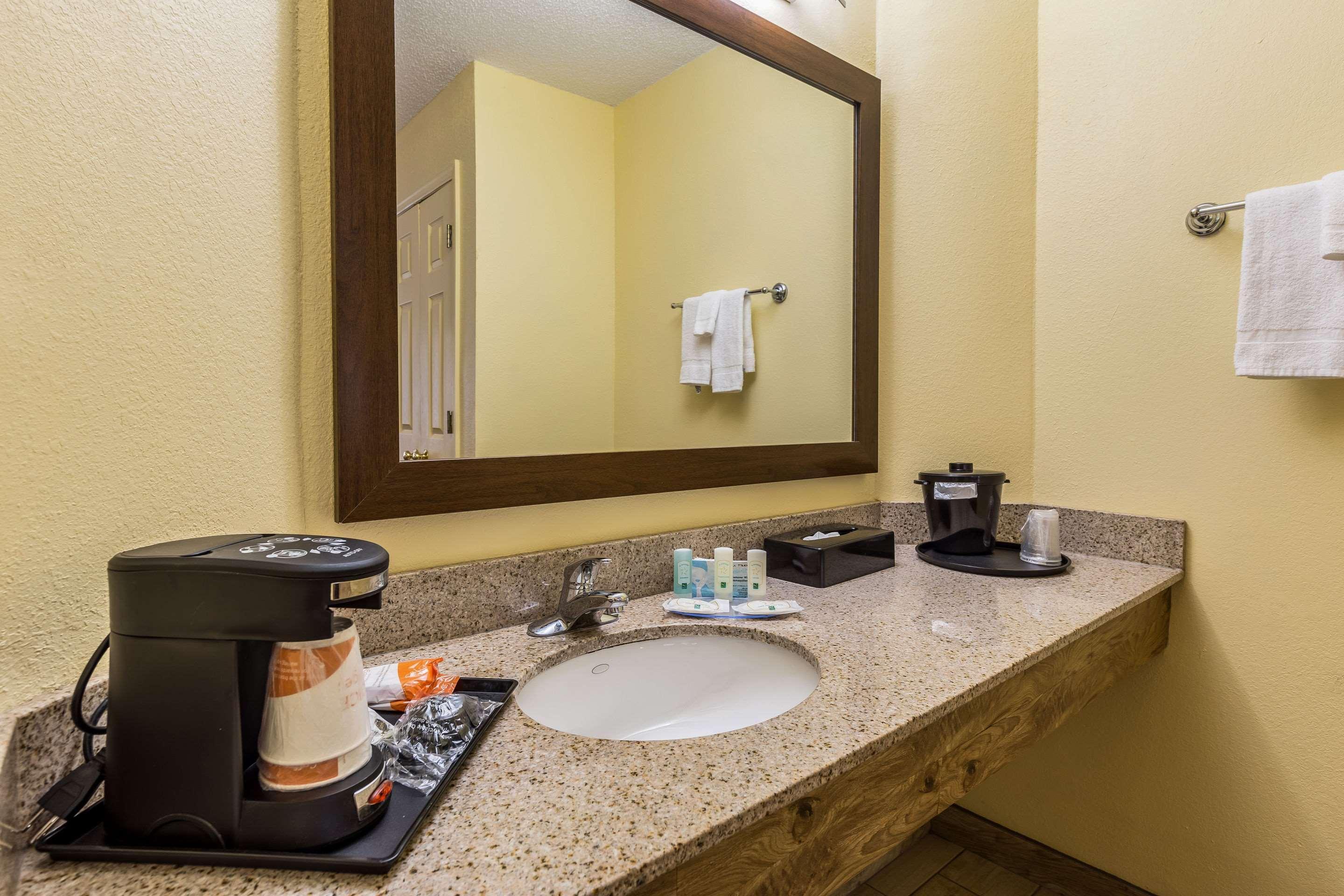 Quality Inn Clemson Near University Anderson Exterior foto